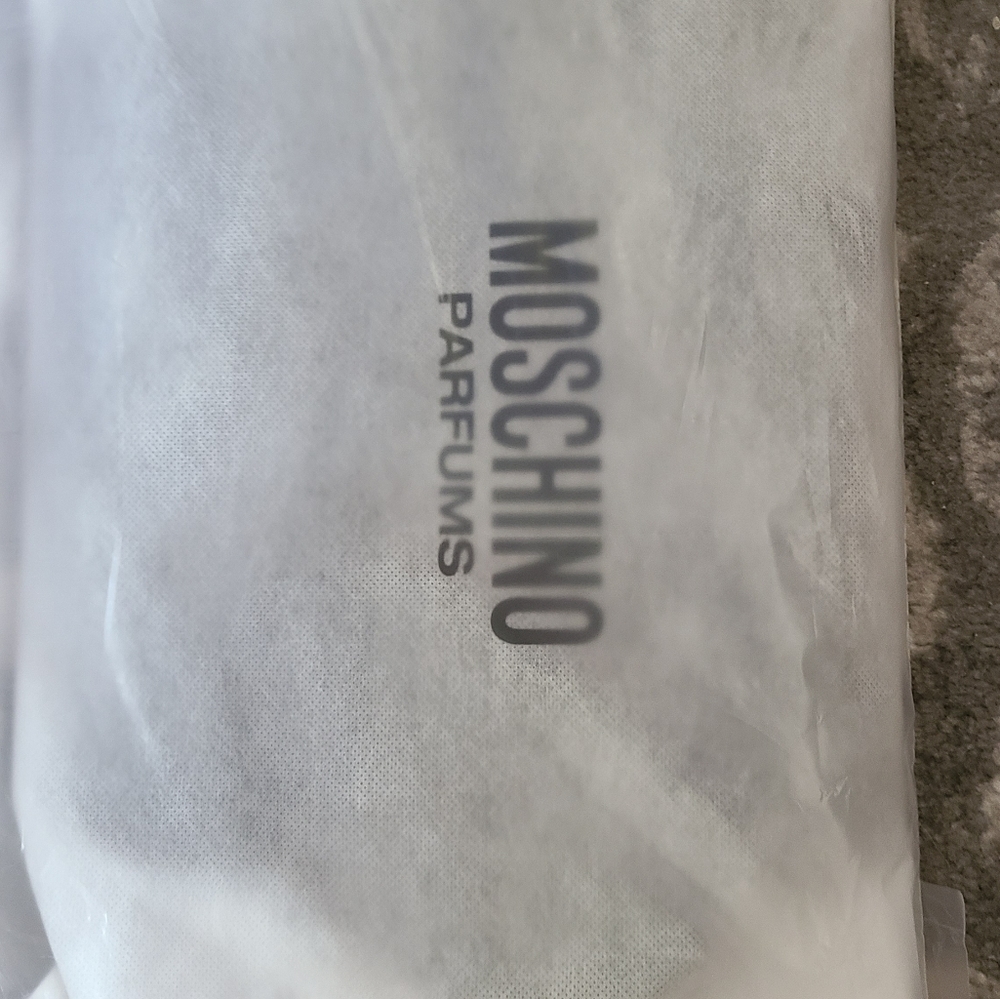 New MOSCHINO TRAVEL ZIPPER POUCH ORGANIZER BAG - Picture 7 of 7